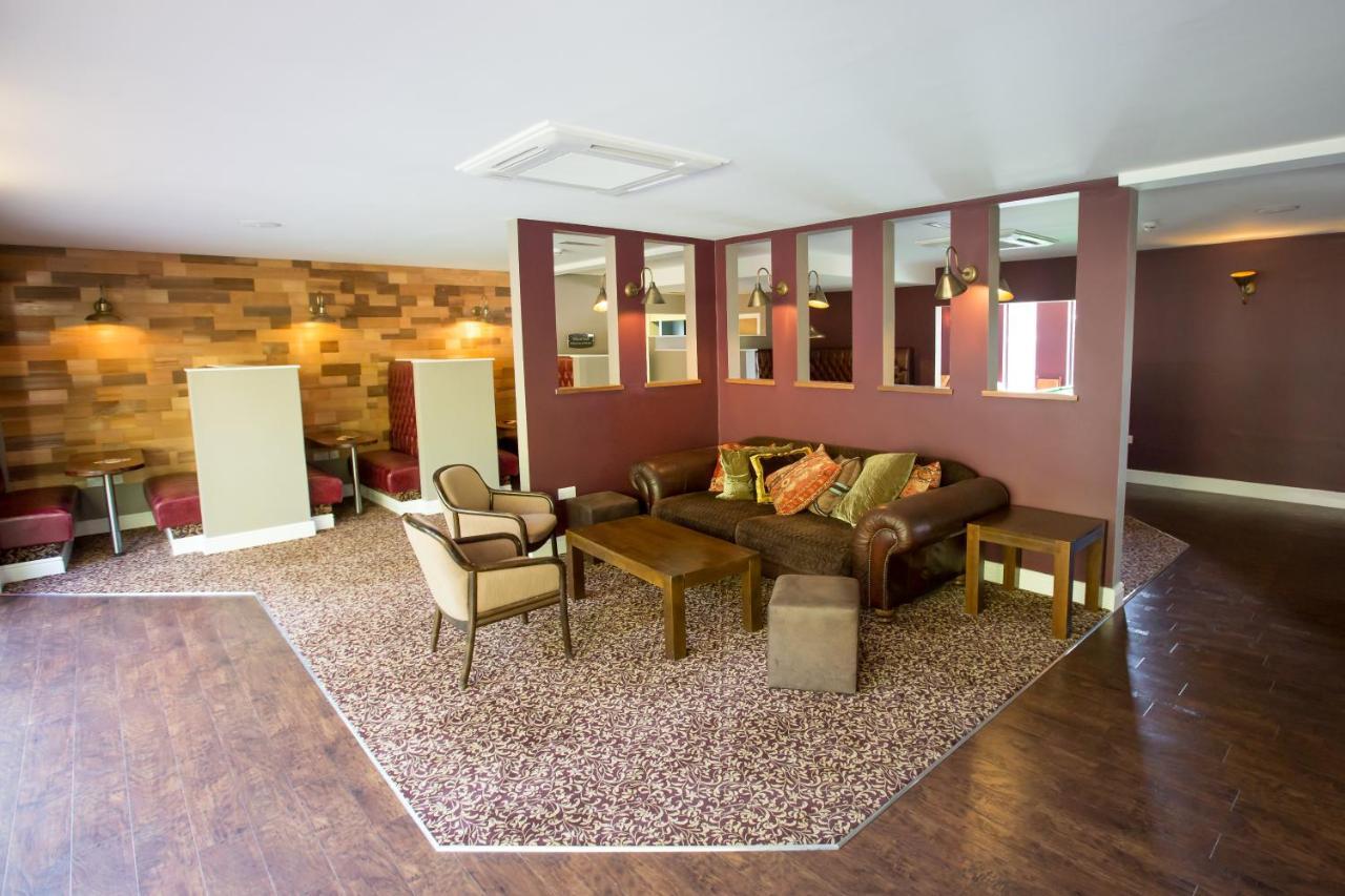 Lane End Hotel ไฮวิคัมบ์ ภายนอก รูปภาพ