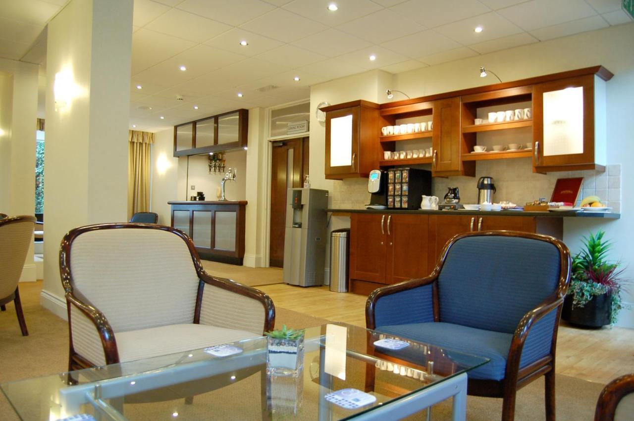 Lane End Hotel ไฮวิคัมบ์ ภายนอก รูปภาพ